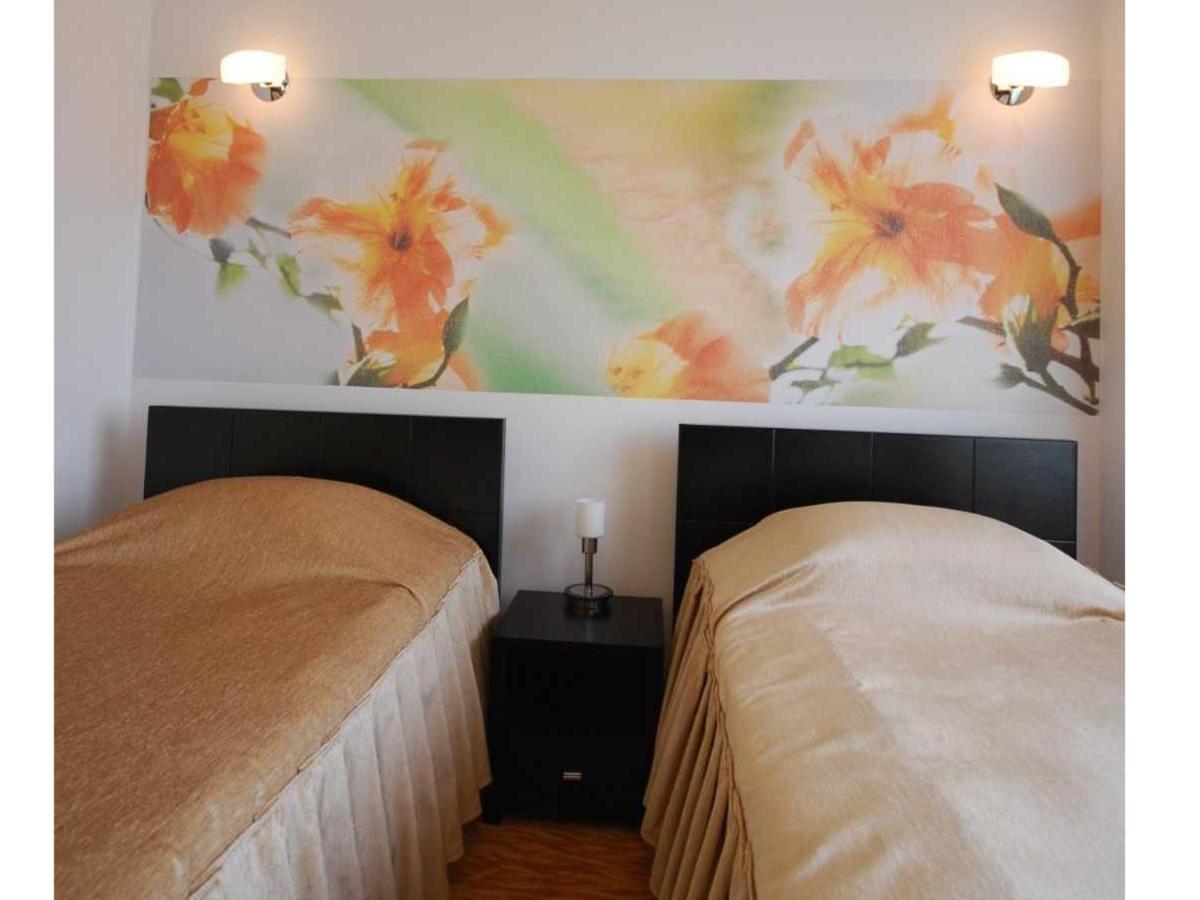 Hotel Grandis Apulum Mioveni Ngoại thất bức ảnh