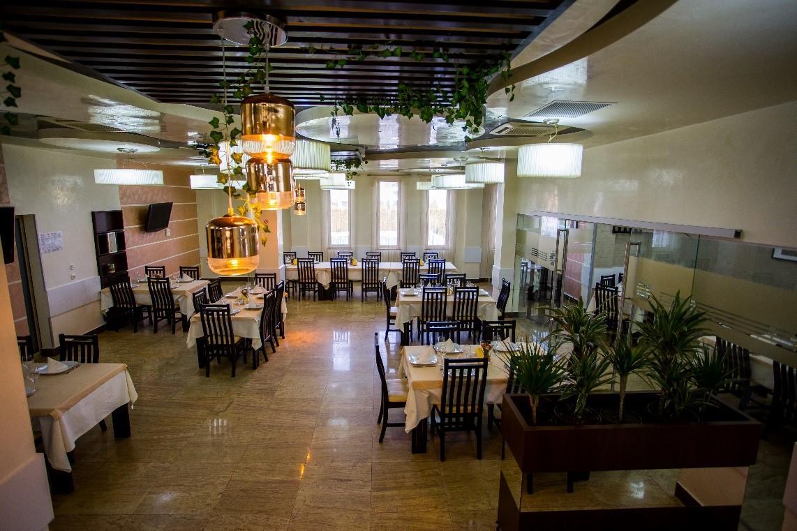 Hotel Grandis Apulum Mioveni Ngoại thất bức ảnh